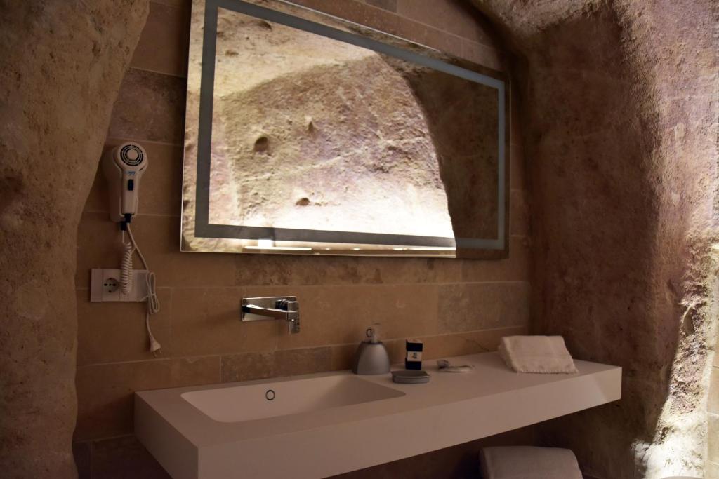Cinque Elementi Sassi Matera - Deluxe con Vasca Acqua - Fotografia 5